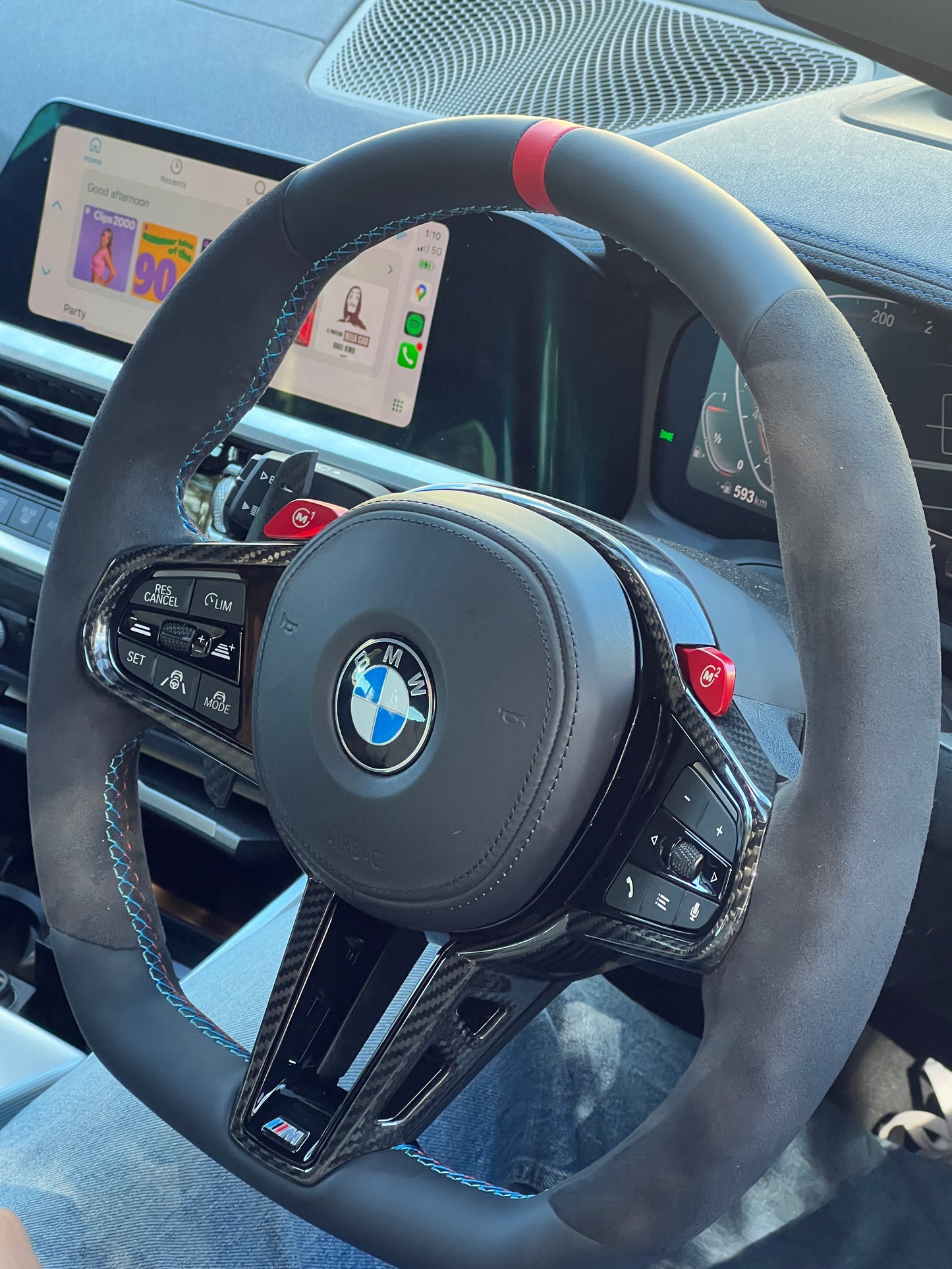 BMW LCI steering wheel update on all G2x and G8x