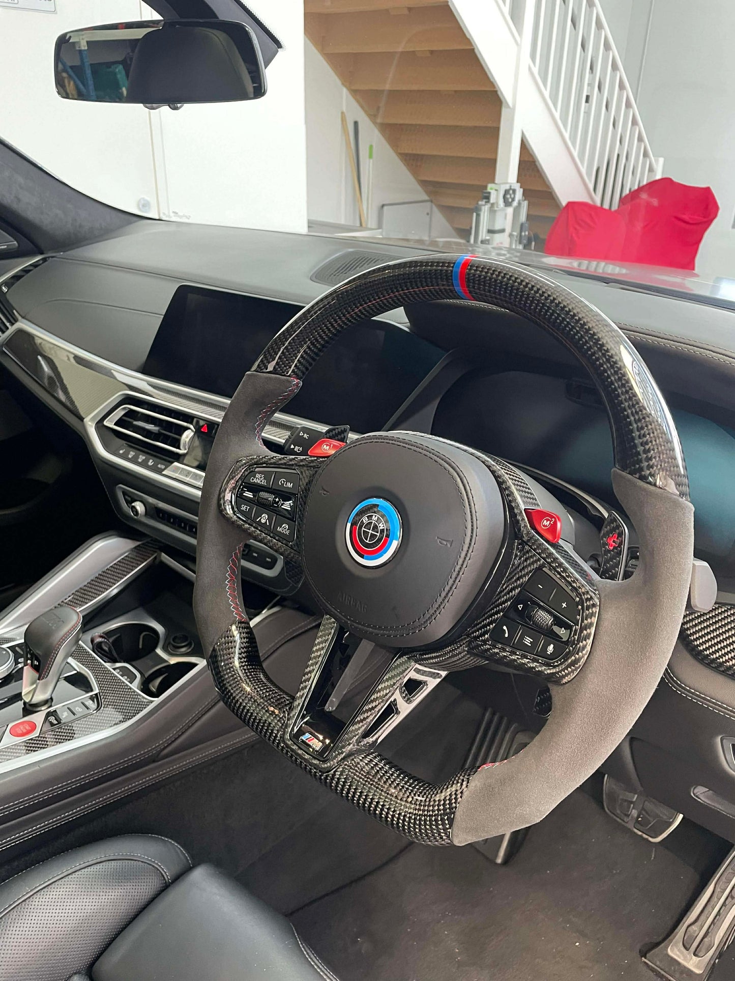 BMW LCI steering wheel update